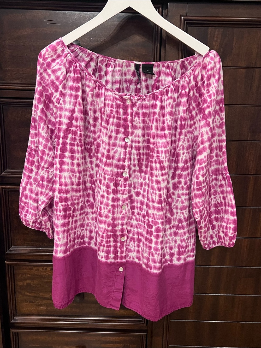 Ladies size 14/16- pink and white tie-dye button-down peasant blouse